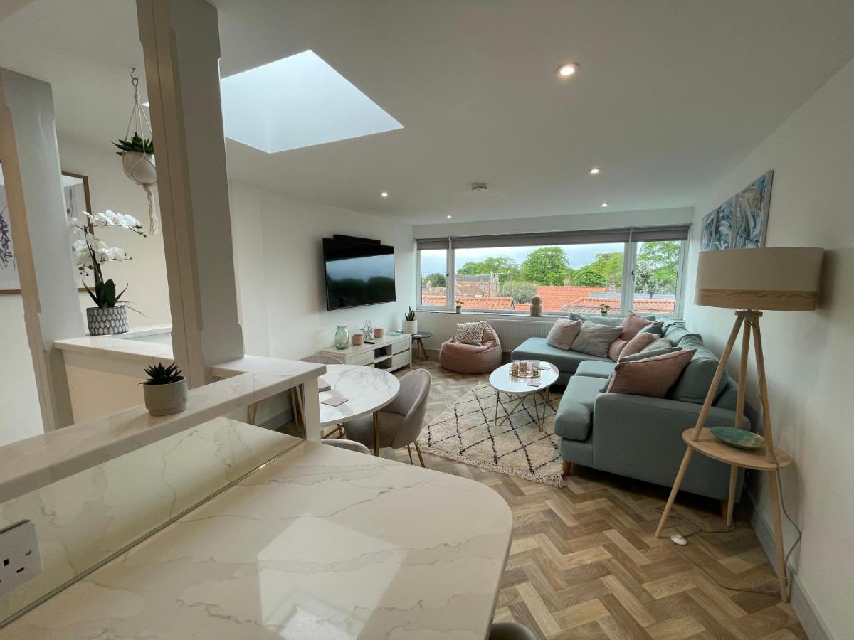 Lees Lookout Holt ,2 Bedroom Luxury Apartment With Private Parking Екстер'єр фото
