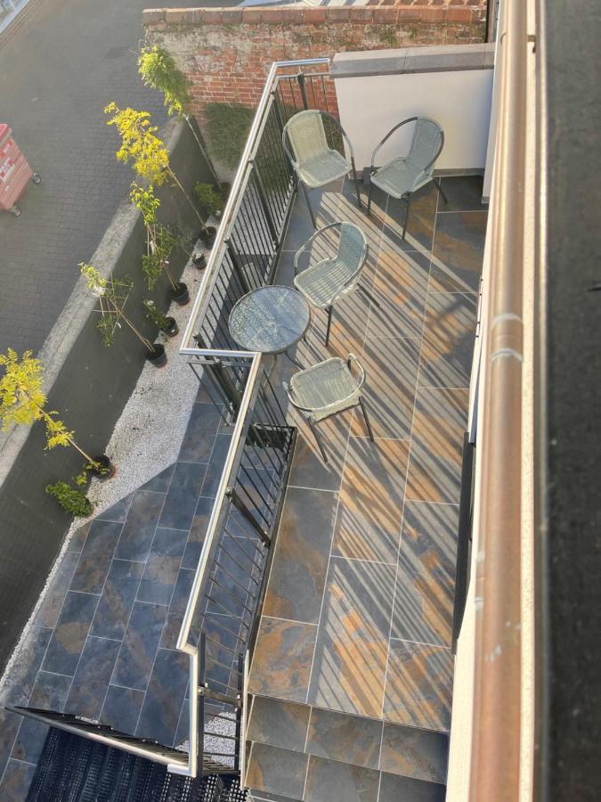 Lees Lookout Holt ,2 Bedroom Luxury Apartment With Private Parking Екстер'єр фото