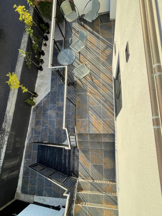 Lees Lookout Holt ,2 Bedroom Luxury Apartment With Private Parking Екстер'єр фото